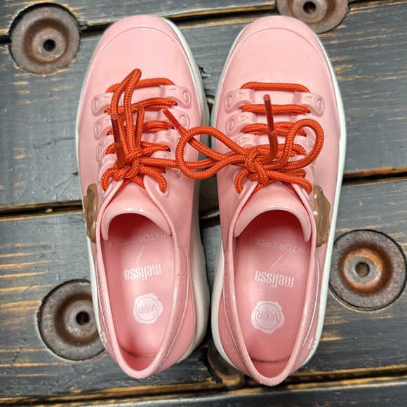 Melissa Viktor & Rolf Trainers - Size 5 - Picture 8 of 12